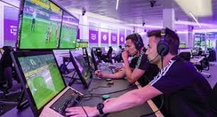 解析“口袋对子10-10”：在各种翻牌面下的生存与进攻指南。（口袋TT策略全解析：多种翻牌面下的防守与出击）