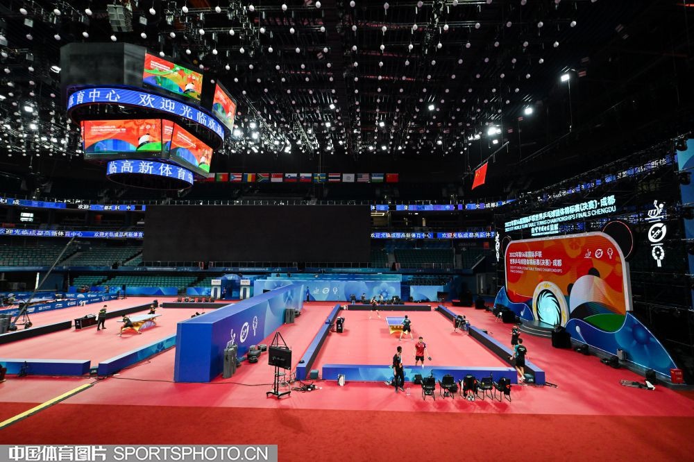 全英羽球赛｜印韩争男双桂冠 日本女双包办决赛